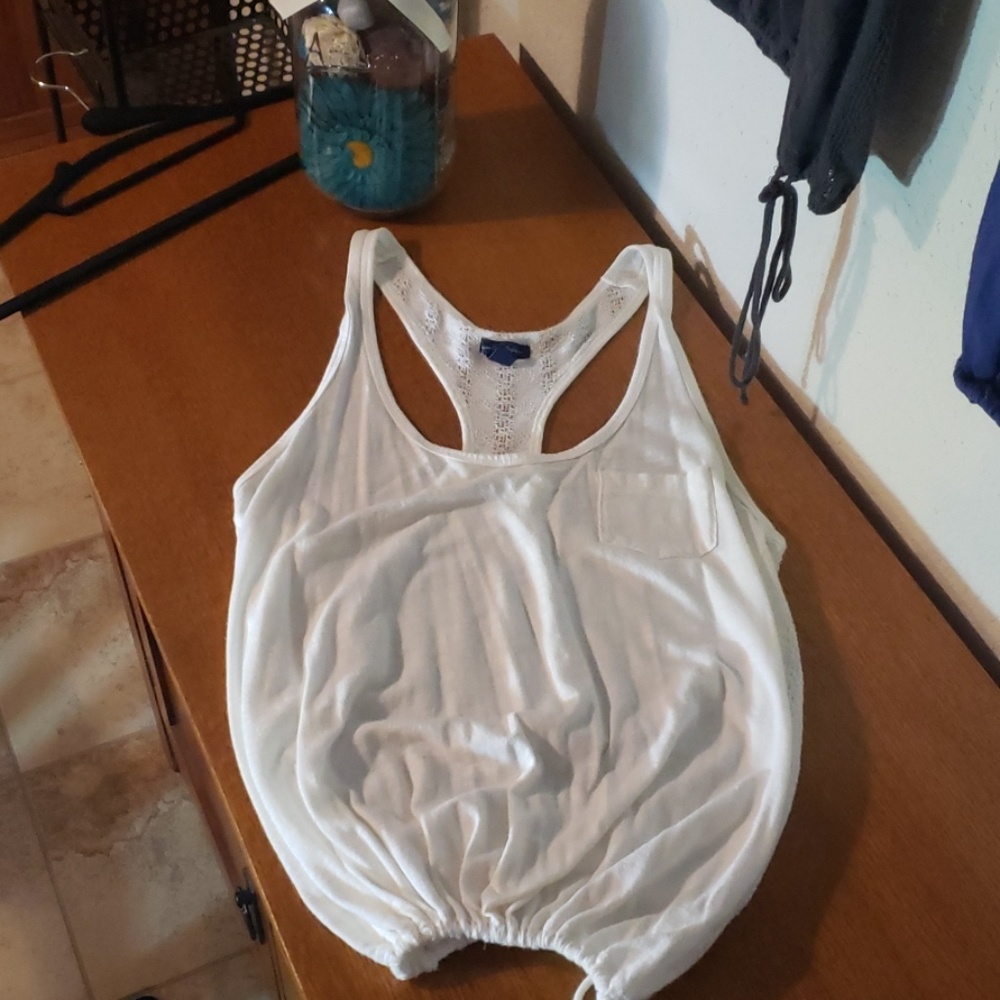 American Eagle Outfitters Tanks. All 3 for $8!🖤 - Picture 2 of 4